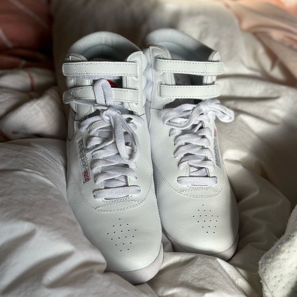Brand new Rebook Freestyle Hi women’s - Picture 1 of 8
